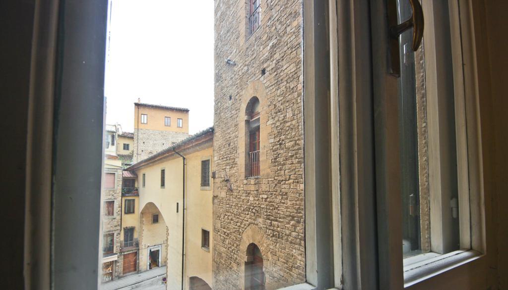 Ponte Vecchio Unique Apartamento